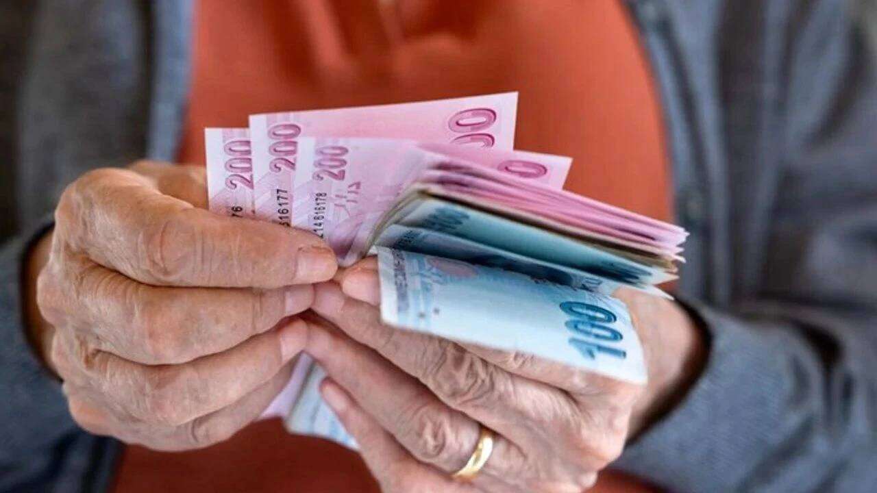 Bankalar kesenin ağızını açtı: Emekli maaş promosyonu zamlandı! Emekliye 100 bin lira ek ödeme için son 1 gün 3